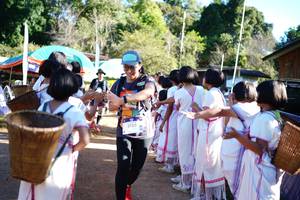 BIB: 3152
                            <button type="button" onclick="openModal(19056746)" class="btn btn-primary btn-sm float-right btn-popup" data-toggle="modal" data-target=".modal-high-quality">
                        <i class="fas fa-shopping-cart"></i> Add to Cart
                    </button>
                                            <button type="button" onclick="isThisMe(19056746, true)" class="btn btn-success btn-sm float-right btn-popup btn-isme hidden" data-toggle="tooltip" data-placement="bottom" title="นี่คือรูปของคุณใช่ไหม คลิกที่นี่เพื่อเอาเข้าอัลบั้ม">
                        <i class="fas fa-plus"></i> Add to album
                    </button>
                    <button type="button" onclick="isThisMe(19056746, false)" class="btn btn-warning btn-sm float-right btn-popup btn-isnotme hidden">
                        <i class="fas fa-ban"></i> Remove from album
                    </button>